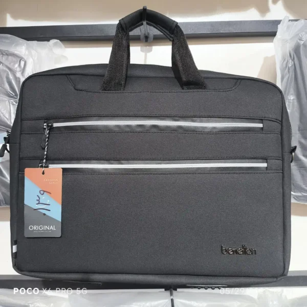 کیف لپ تاپ  دسته دار  مدل B0139 برند BENETON بنتون  15.6 اینچ - مشکی - سه کاره